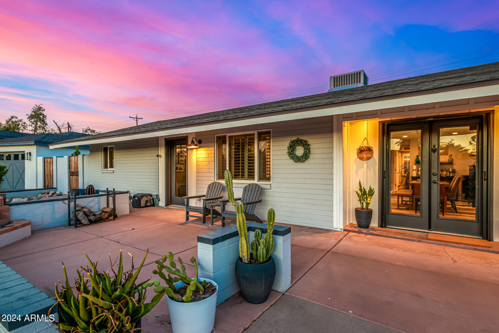 3933 North 43rd Street Phoenix, AZ 85018 - Photo 2 of 22 Front Patio