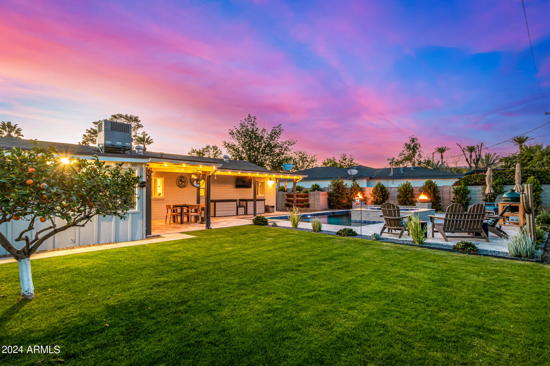 3933 North 43rd Street Phoenix, AZ 85018 - Photo 4 of 22 Large Grassy Area & Mature Meyer Lemon