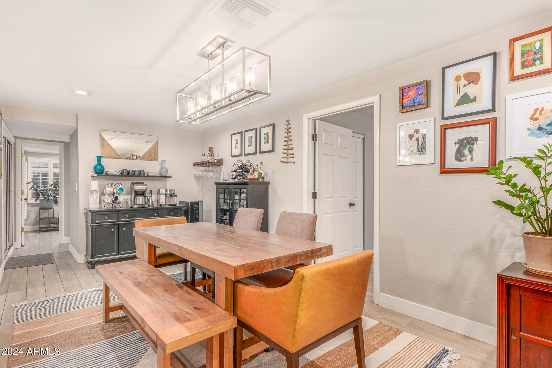 3933 North 43rd Street Phoenix, AZ 85018 - Photo 8 of 22 Dining Room