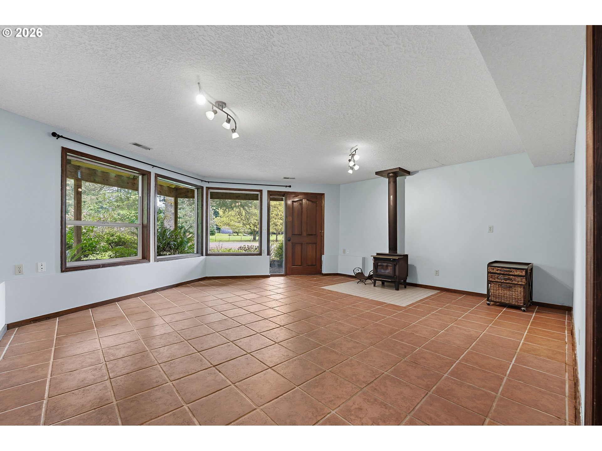 29006 Northeast 16th Avenue Ridgefield, WA 98642 - Photo 28 of 48 Fireplace Wood Burning Stove/Insert
