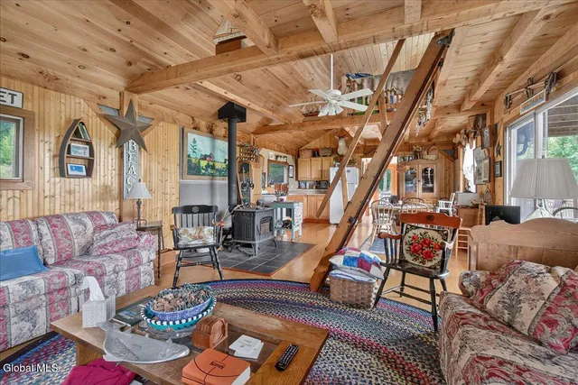 $350,000 | 260 S Road, Stephentown, NY 12018