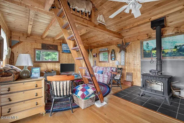 $350,000 | 260 S Road, Stephentown, NY 12018