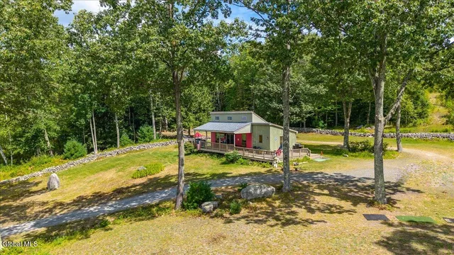 $350,000 | 260 S Road, Stephentown, NY 12018