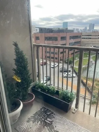 $3,250 | 8 Museum Way, Unit 608, Cambridge, MA 02141