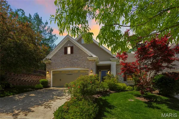 $700,000 | 14301 Gatwick Court, Chesterfield, MO 63017