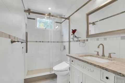 $2,850,000 | 108 Fig Drive, Dix Hills, NY 11746