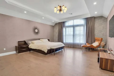 $2,850,000 | 108 Fig Drive, Dix Hills, NY 11746