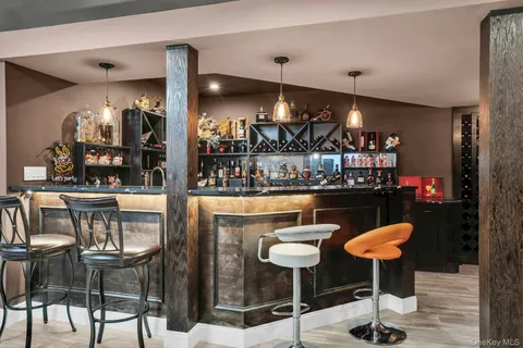 $2,850,000 | 108 Fig Drive, Dix Hills, NY 11746