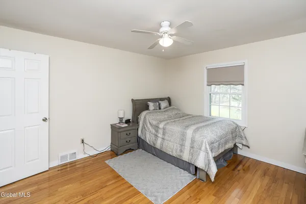 $212,000 | 7 Regina Court, Unit 4, Bethlehem, NY 12054
