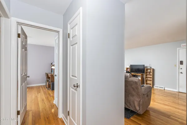 $212,000 | 7 Regina Court, Unit 4, Bethlehem, NY 12054