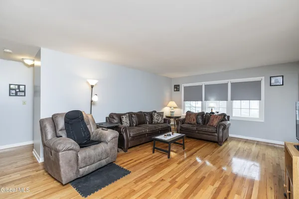 $212,000 | 7 Regina Court, Unit 4, Bethlehem, NY 12054