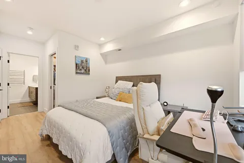 $780,000 | 1435 Clifton Street Northwest, Unit 7, Washington, DC 20009