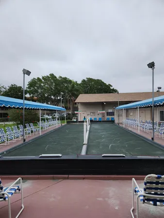 $1,400 | 711 Lori Drive, Unit 204, Palm Springs, FL 33461
