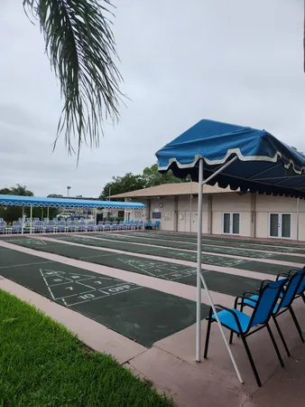$1,400 | 711 Lori Drive, Unit 204, Palm Springs, FL 33461
