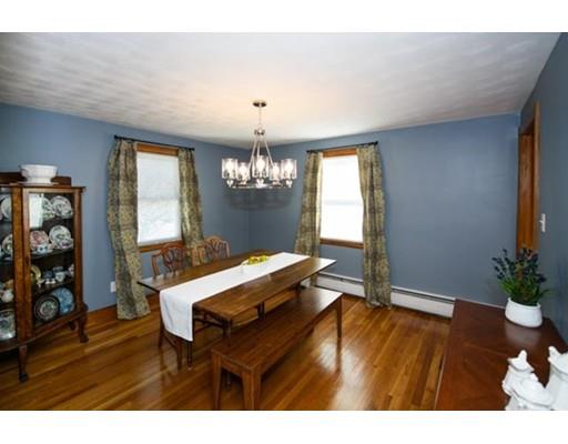 11 Country Club Road Stoneham, MA 02180 - Photo 8 of 24 Gallery Image 8