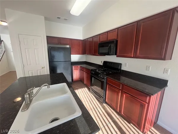 $2,025 | 7820 North Spartanburg Street, Las Vegas, NV 89149