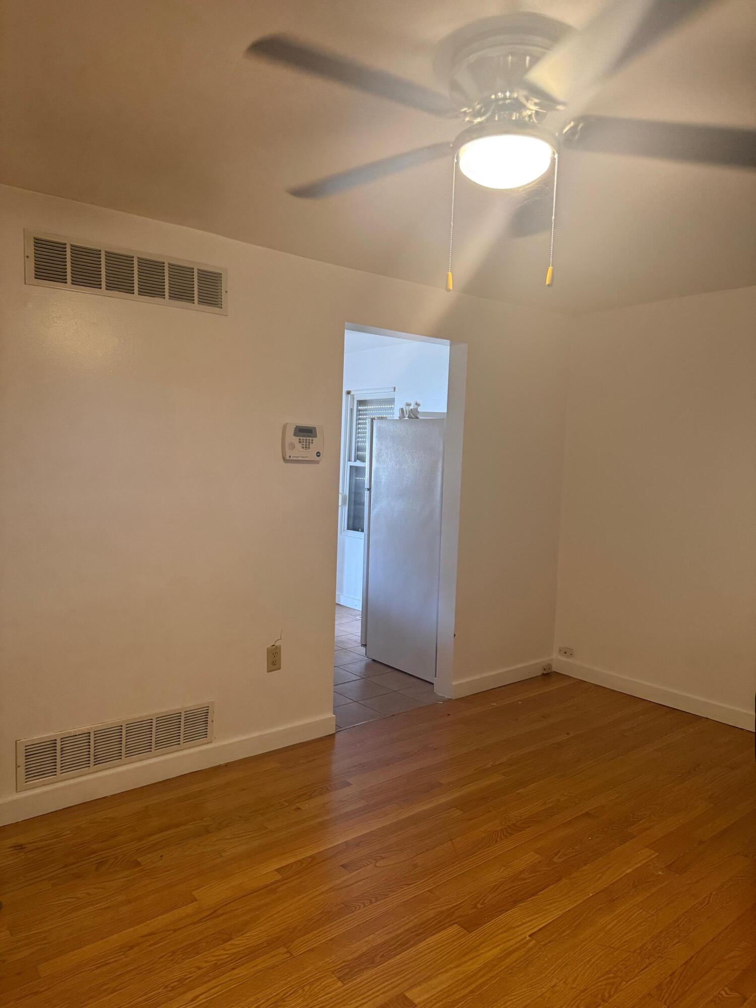 2049 Ohio Street Gary, IN 46407 - Photo 7 of 9 1500x2000
