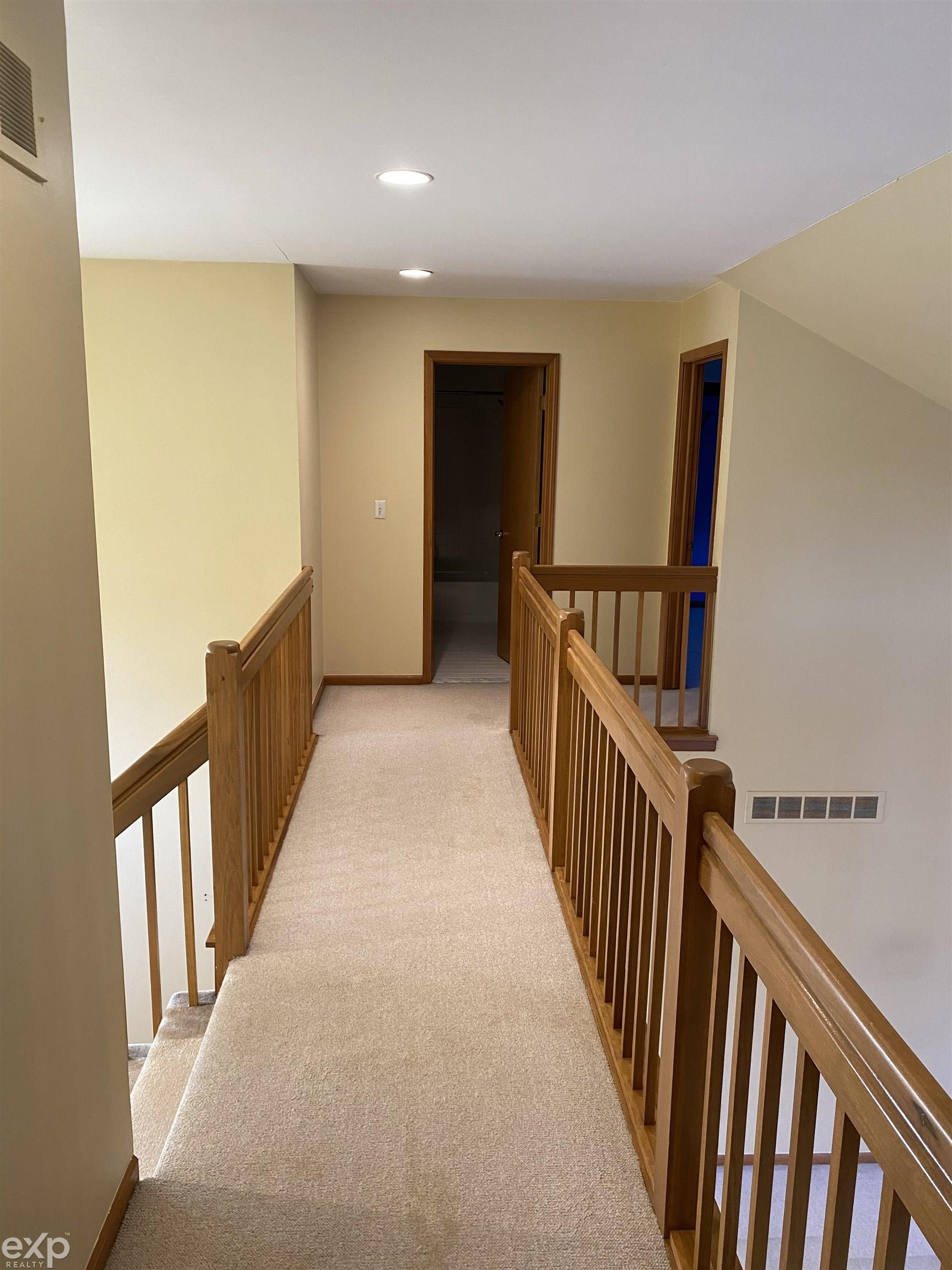 49414 Monte Road New Baltimore, MI 48047 - Photo 23 of 40 50095471-22.JPG
