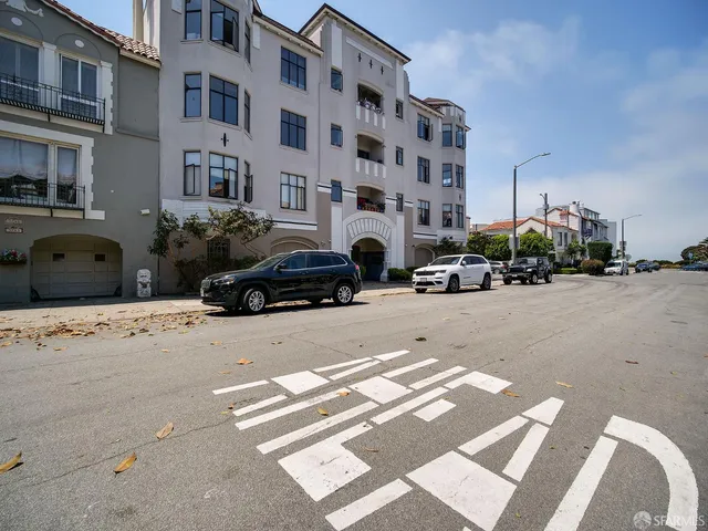 $4,800 | 3757 Webster Street, Unit 106, San Francisco, CA 94123