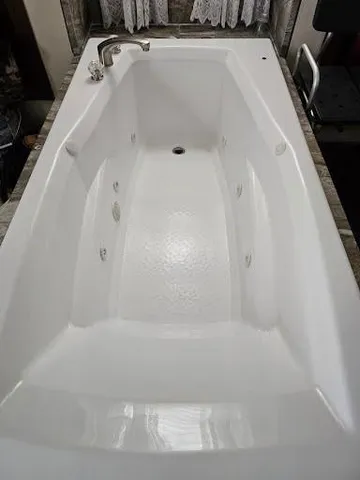 a bathroom with a tub