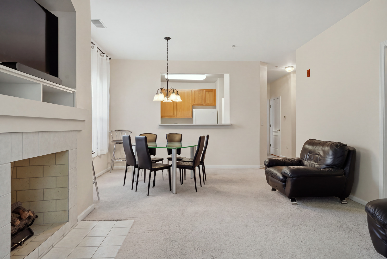 1267 West Lake Street, Unit 104 Addison, IL 60101 - Photo 8 of 29 Gallery Image 8