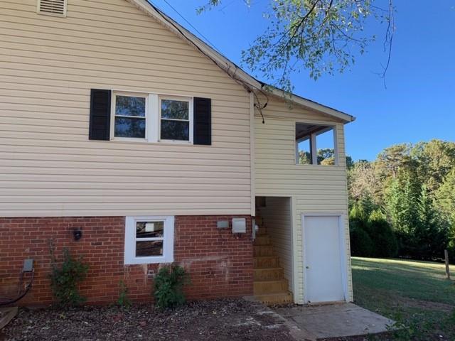 3241 Spencer Road Northeast Conover, NC 28613 - Photo 25 of 29 Gallery Image 25