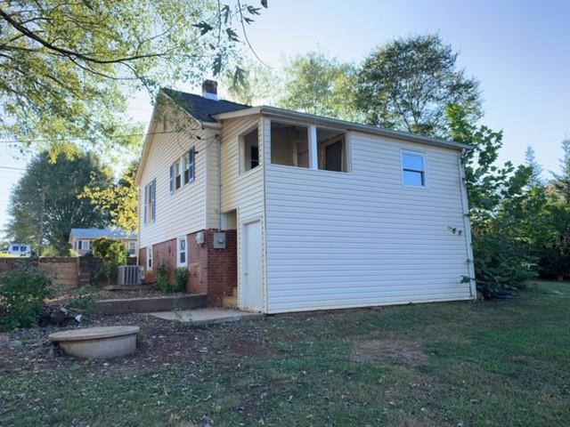 3241 Spencer Road Northeast Conover, NC 28613 - Photo 26 of 29 Gallery Image 26