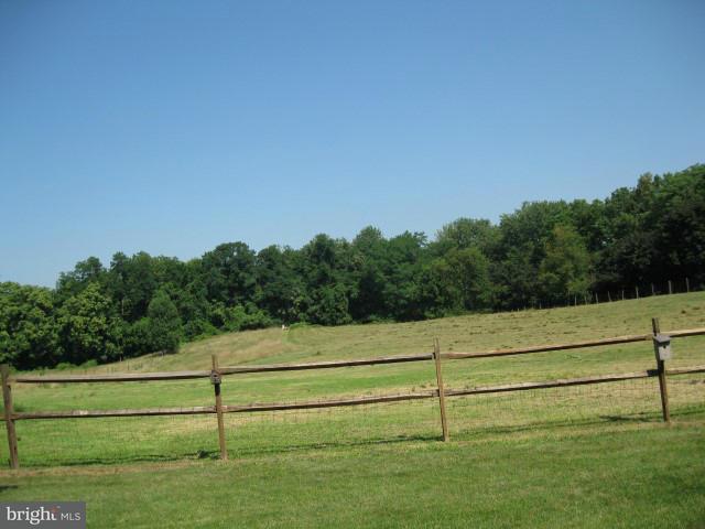 710 Stauffers Church Road Palmyra, PA 17078 - Photo 5 of 15 Gallery Image 5