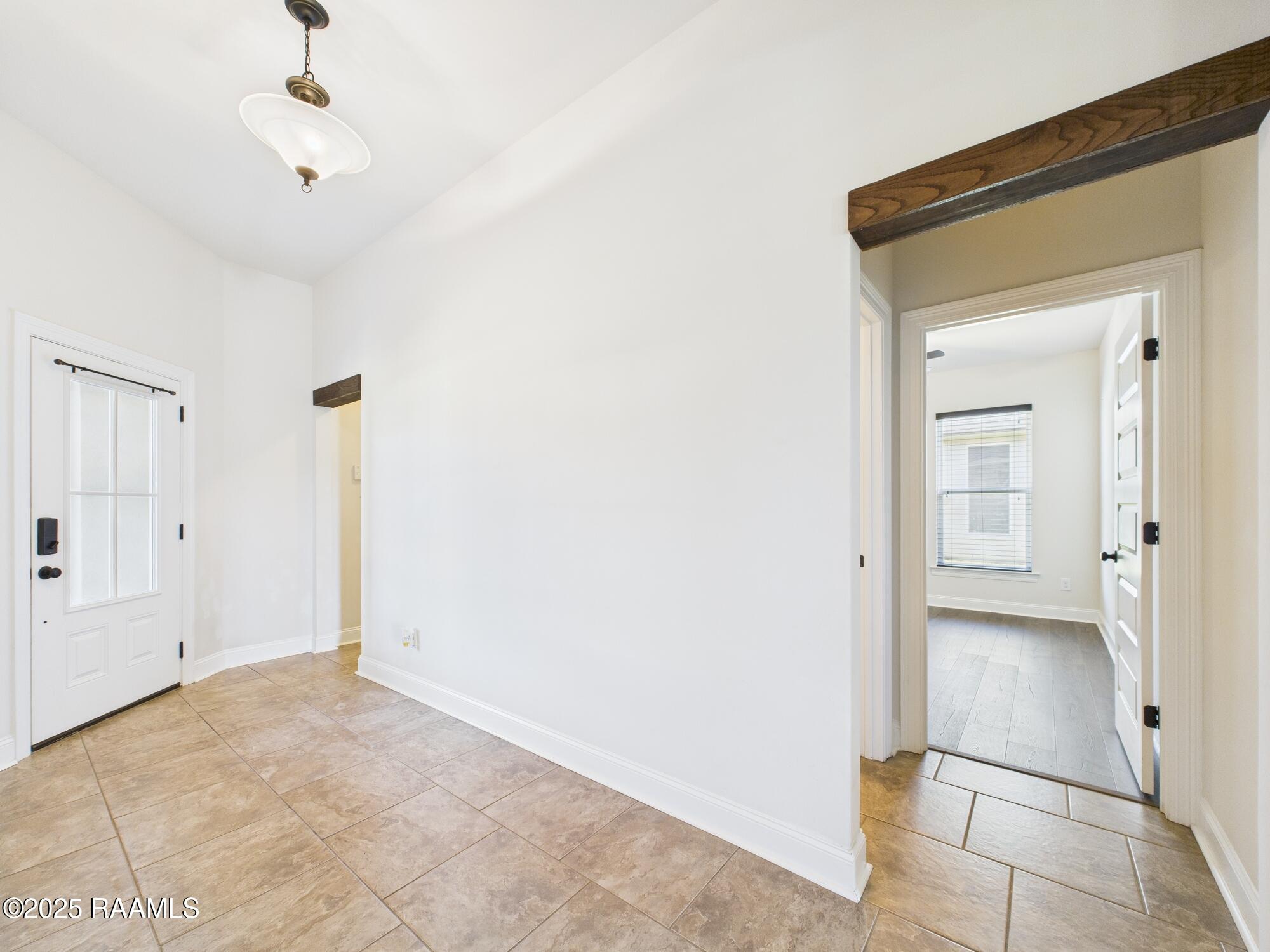 204 Whispering Meadows Road Broussard, LA 70518 - Photo 3 of 24 Foyer