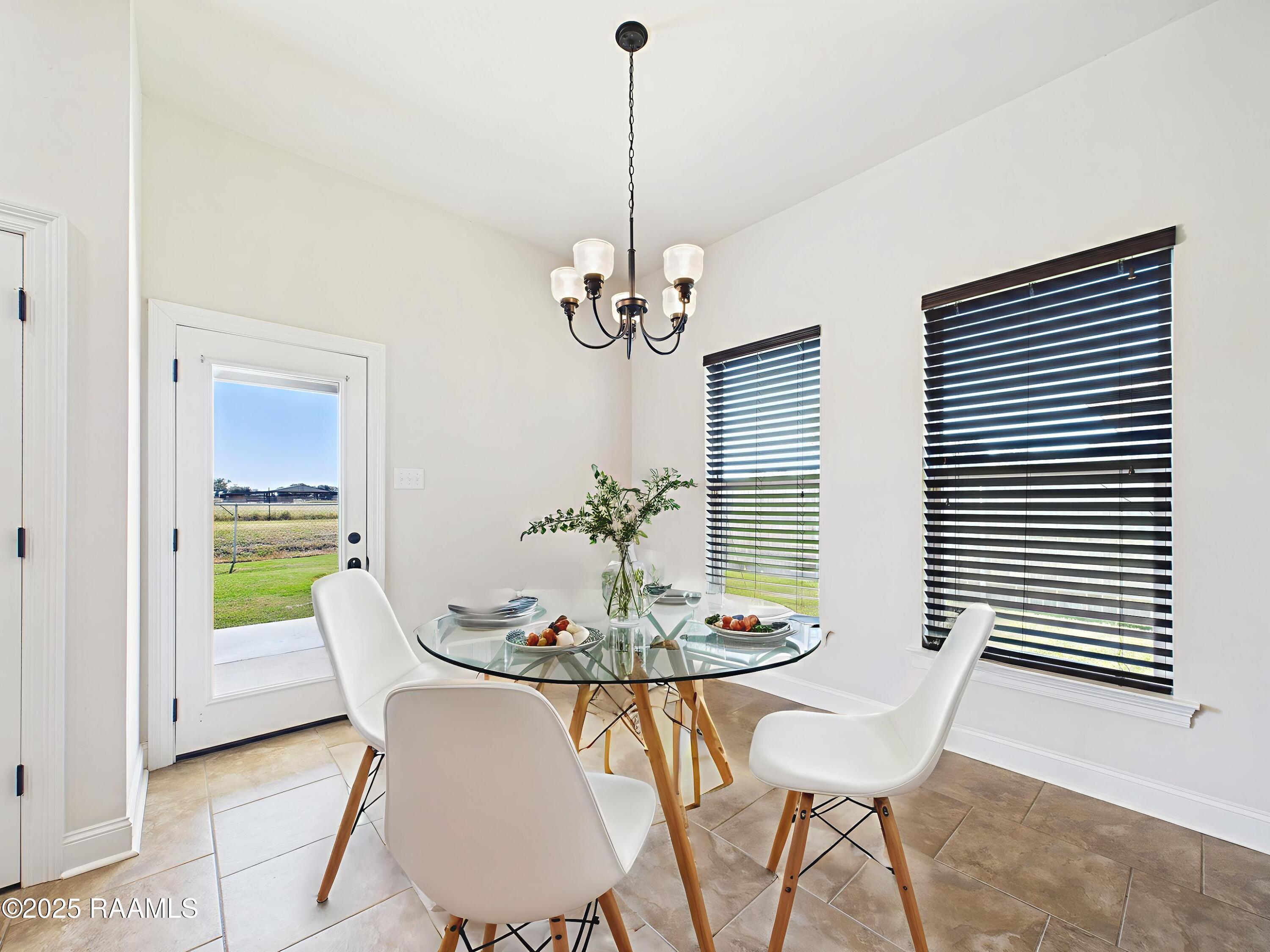204 Whispering Meadows Road Broussard, LA 70518 - Photo 7 of 24 Dining room