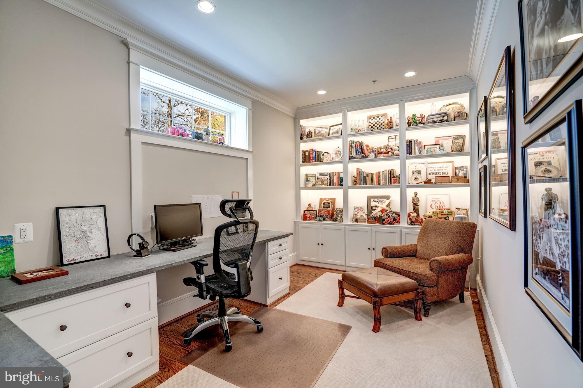 6017 Walhonding Road Bethesda, MD 20816 - Photo 16 of 46