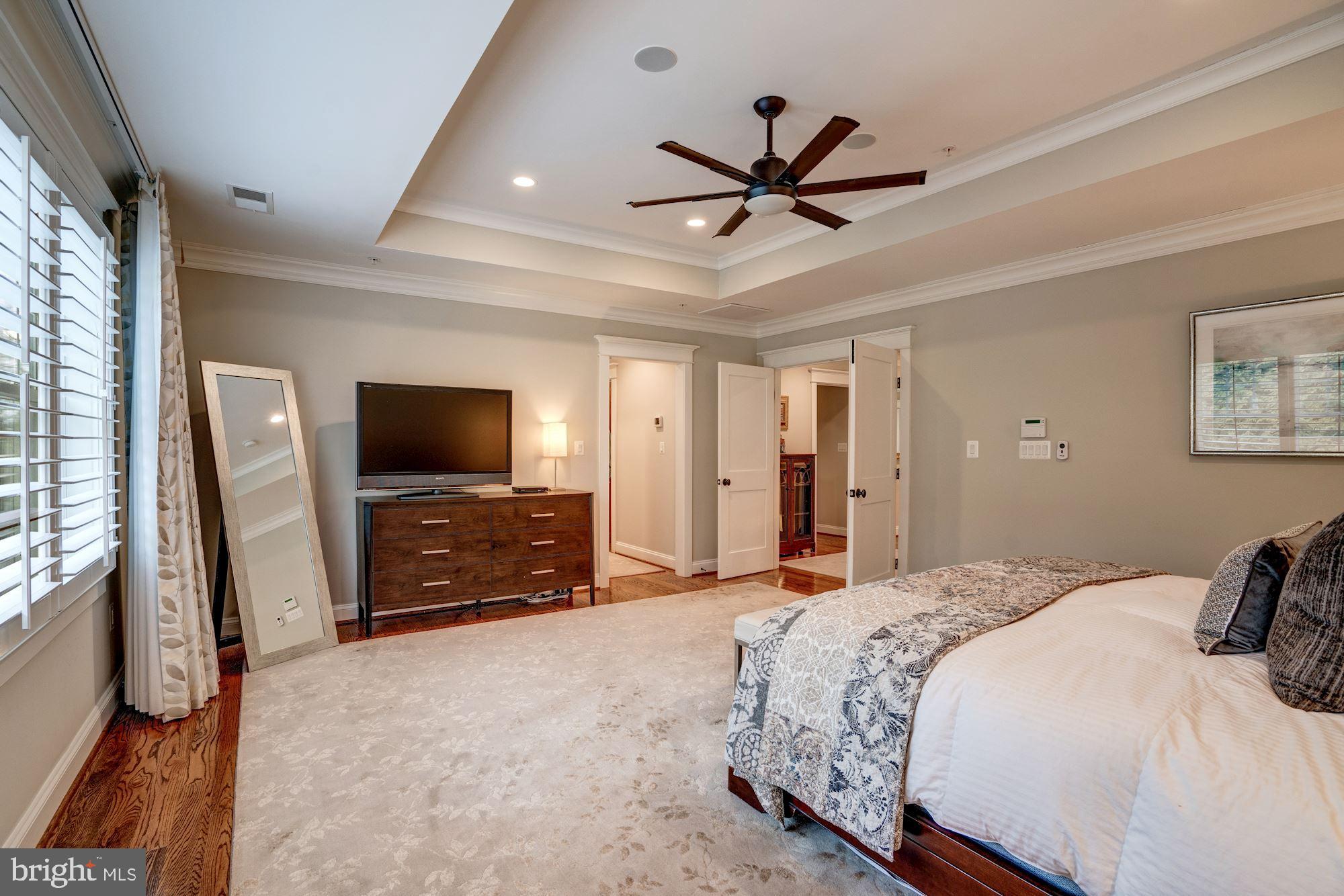 6017 Walhonding Road Bethesda, MD 20816 - Photo 22 of 46