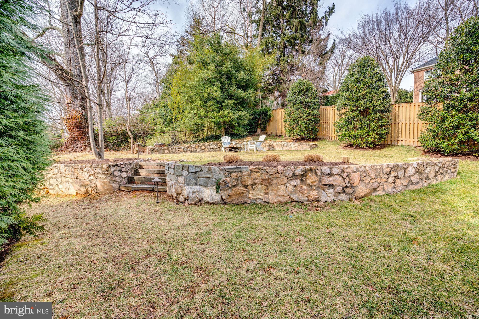 6017 Walhonding Road Bethesda, MD 20816 - Photo 3 of 46