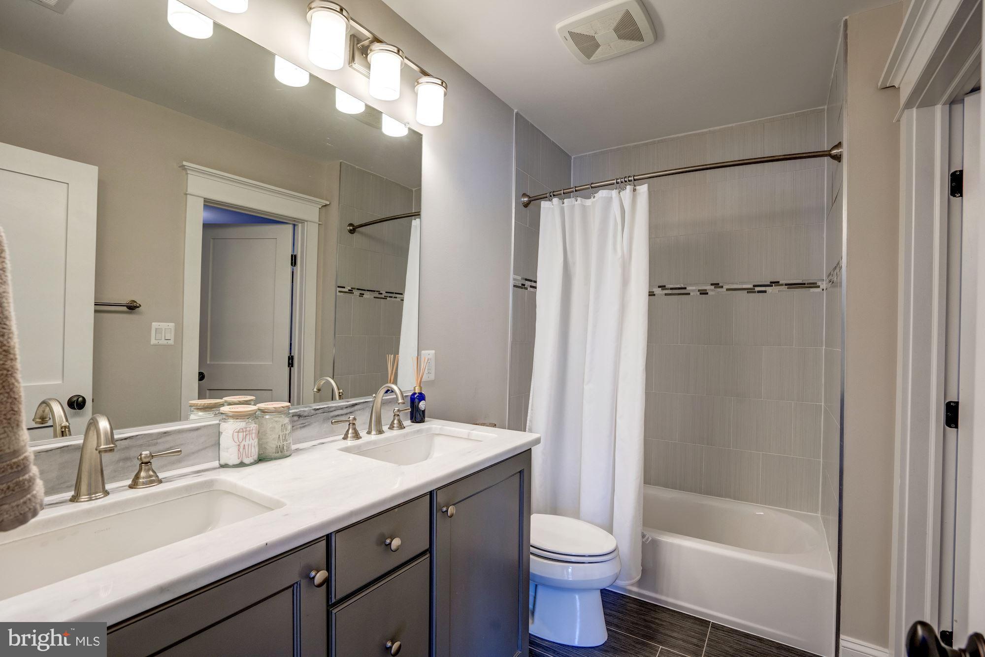 6017 Walhonding Road Bethesda, MD 20816 - Photo 32 of 46