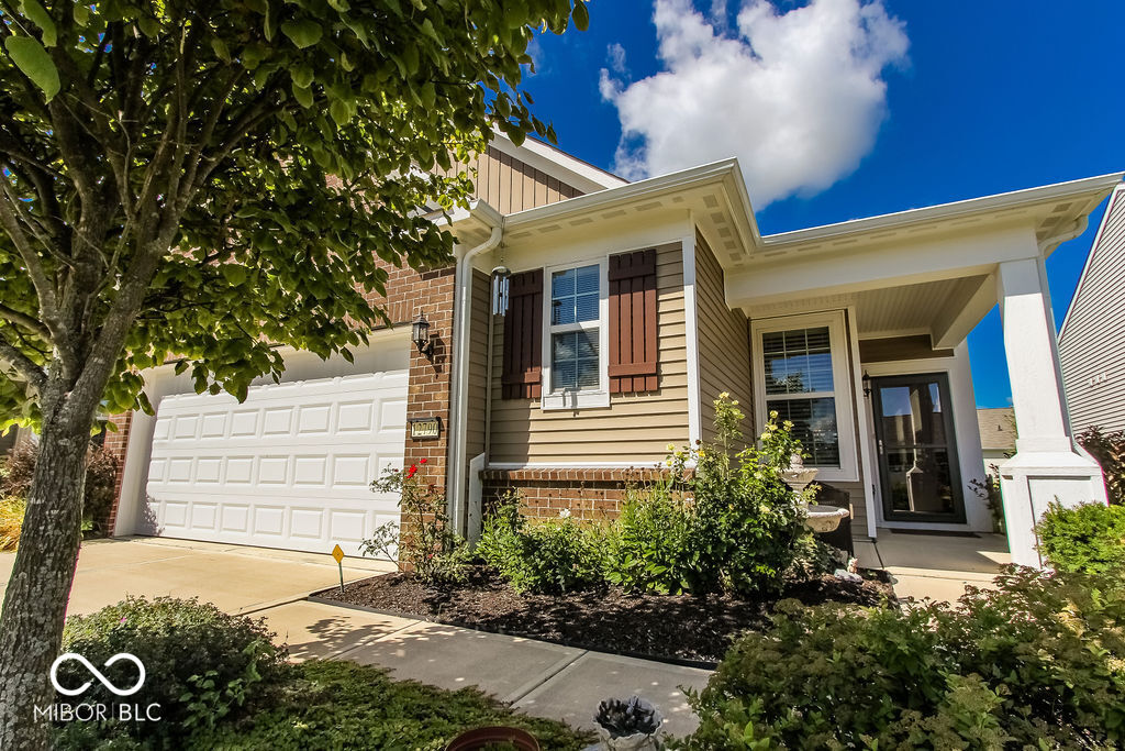 12790 Arista Lane Fishers, IN 46037 - Photo 3 of 34