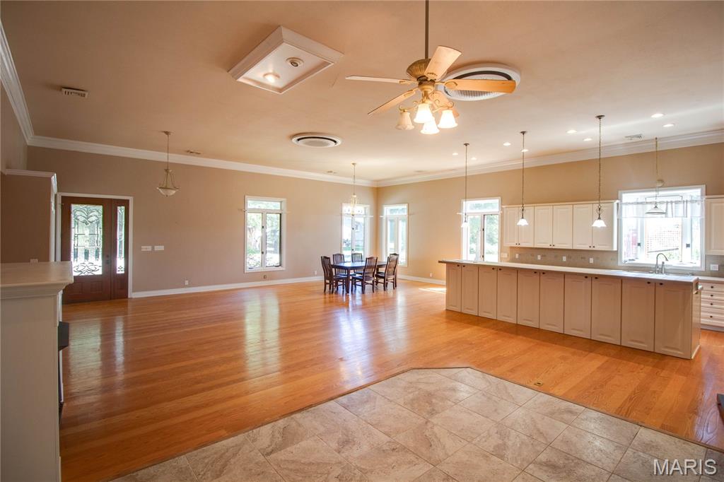 19469 Jones Road Jerseyville, IL 62052 - Photo 16 of 60