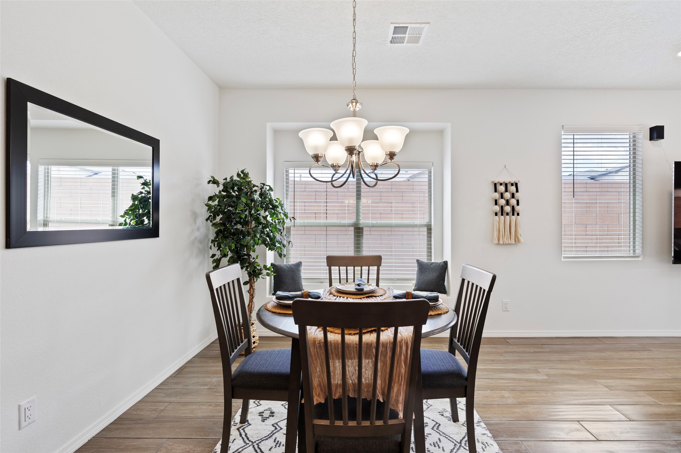 6200 White Hawk Drive Northeast Rio Rancho, NM 87144 - Photo 6 of 25