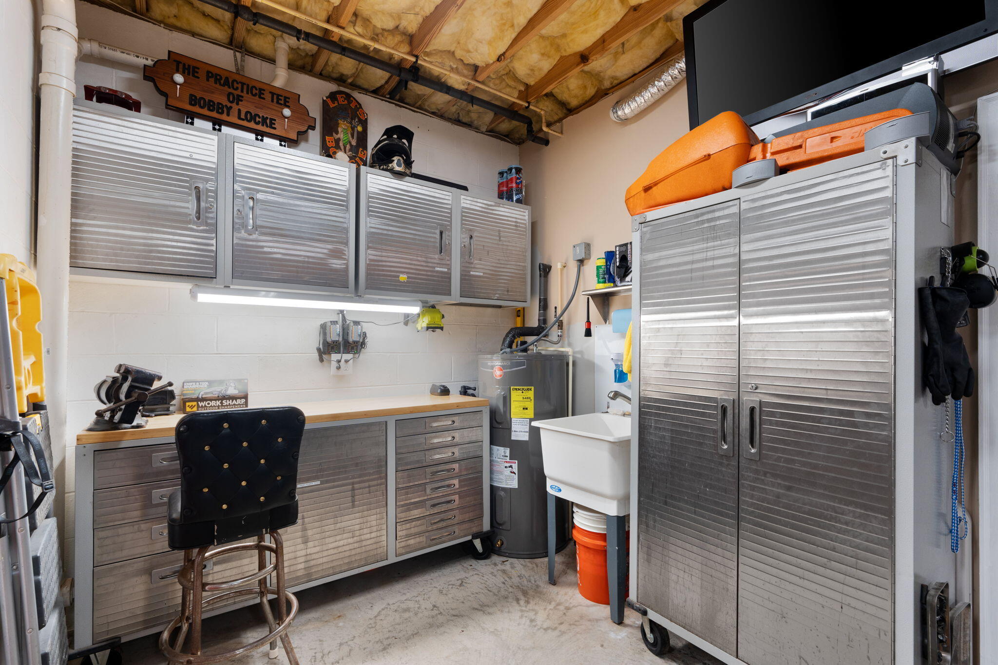 1511 Northwest Benjamin Circle Cleveland, TN 37312 - Photo 42 of 64 Basement Workshop