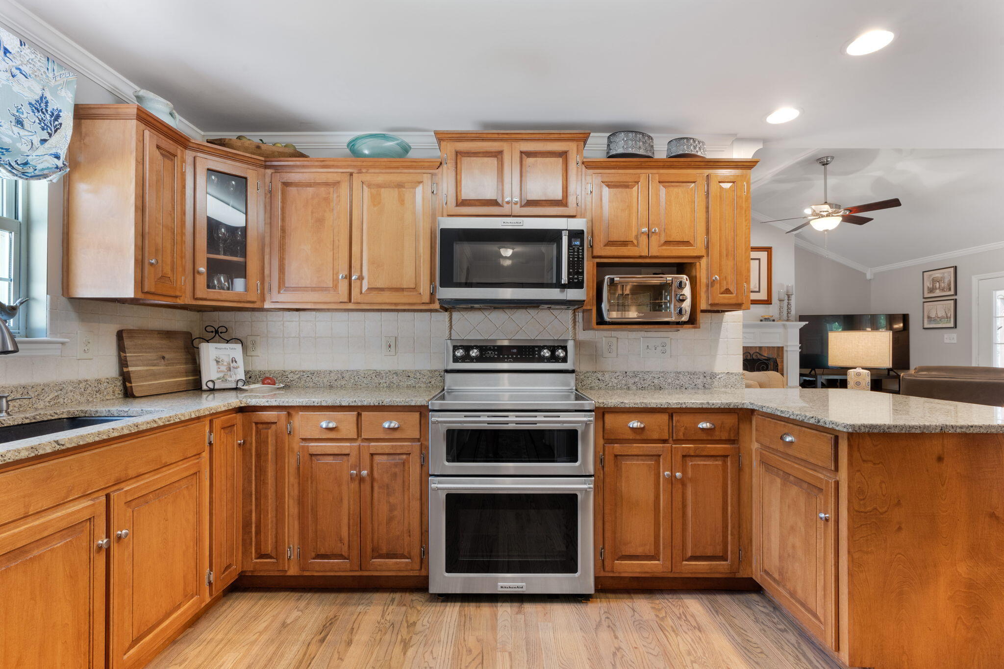 1511 Northwest Benjamin Circle Cleveland, TN 37312 - Photo 10 of 64 Kitchen