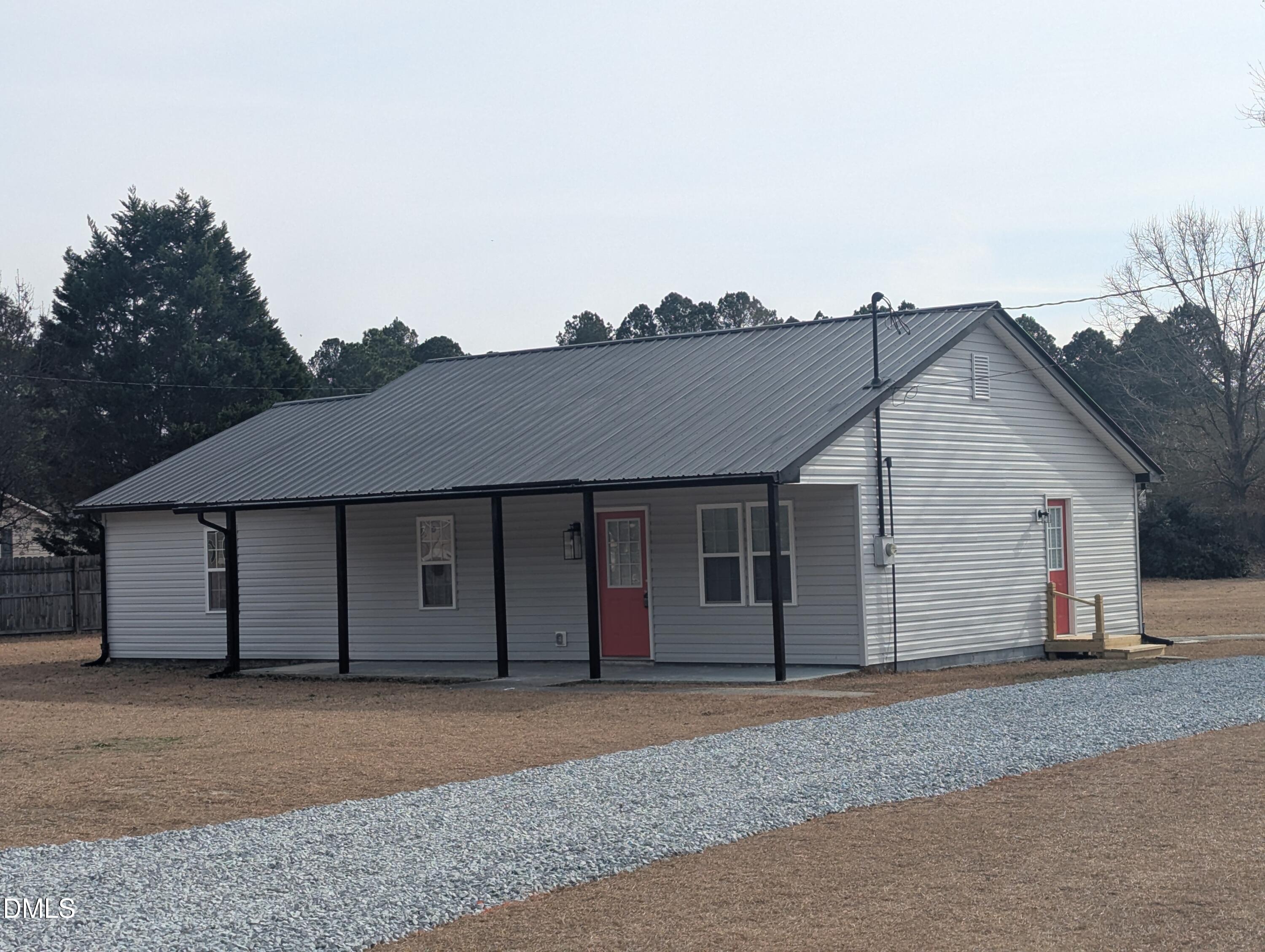 60 Stone Place Road Dunn, NC 28334 - Photo 2 of 25 PXL_20260108_180051297.MP
