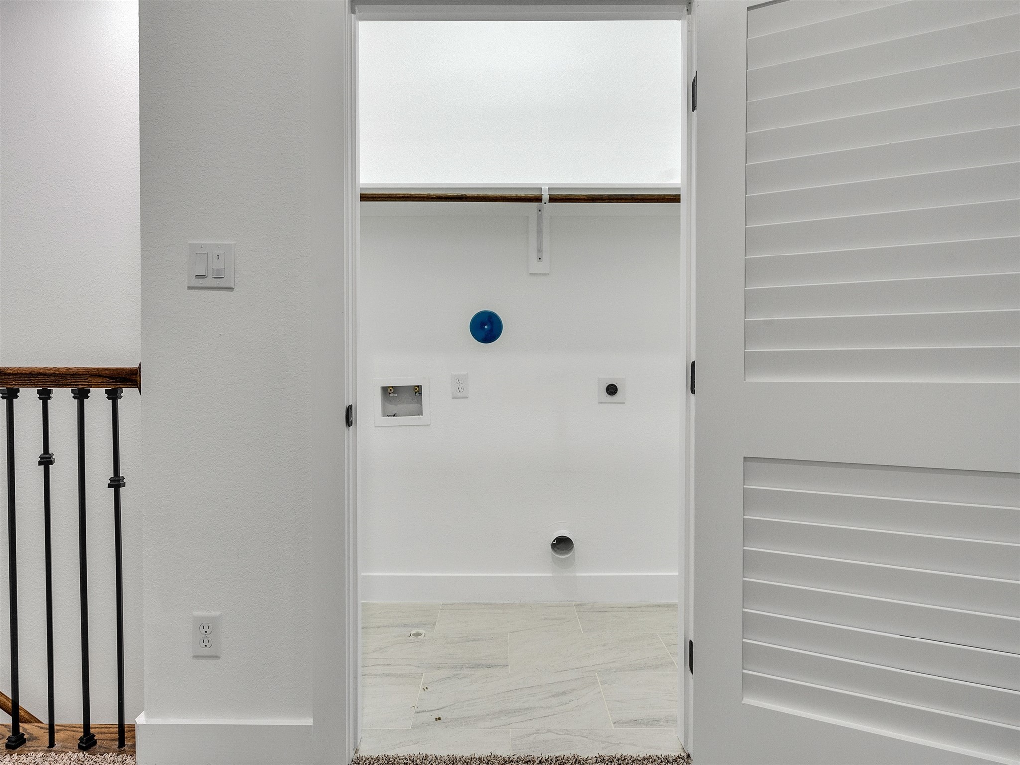 6014 Grace Lane, Unit A/B Houston, TX 77021 - Photo 6 of 36 a bathroom with a shower