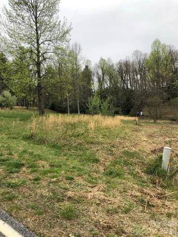 $189,500 | 4 Ambrose Court, Unit 155, Flat Rock, NC 28731