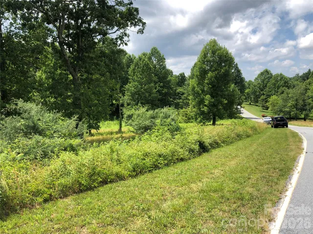 $189,500 | 4 Ambrose Court, Unit 155, Flat Rock, NC 28731