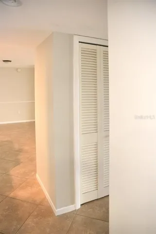 $3,100 | 5108 Brittany Drive South, Unit 405, St. Petersburg, FL 33715