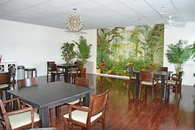 $3,100 | 5108 Brittany Drive South, Unit 405, St. Petersburg, FL 33715