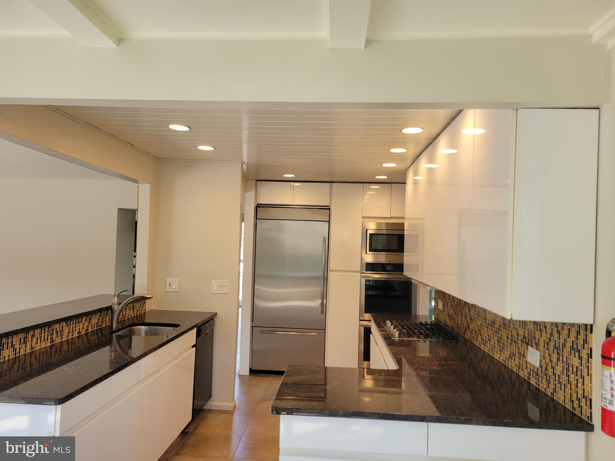 117 Hart Road Cherry Hill, NJ 08034 - Photo 10 of 38
