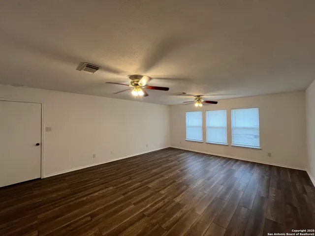 $1,895 | 8419 Manderly Place, Converse, TX 78109