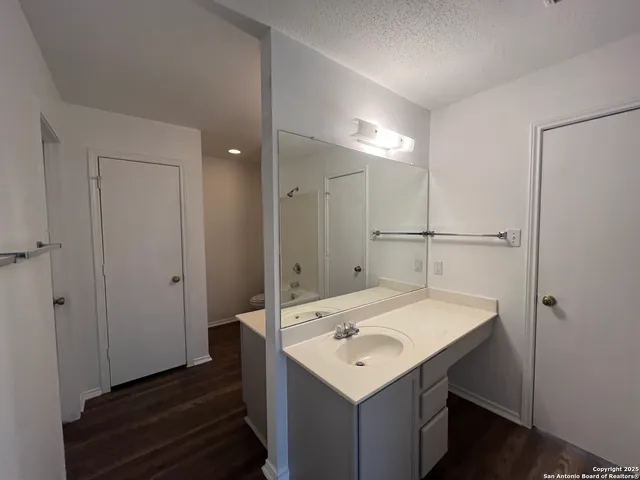 $1,895 | 8419 Manderly Place, Converse, TX 78109