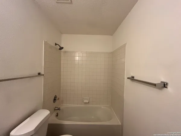 $1,795 | 8419 Manderly Place, Converse, TX 78109