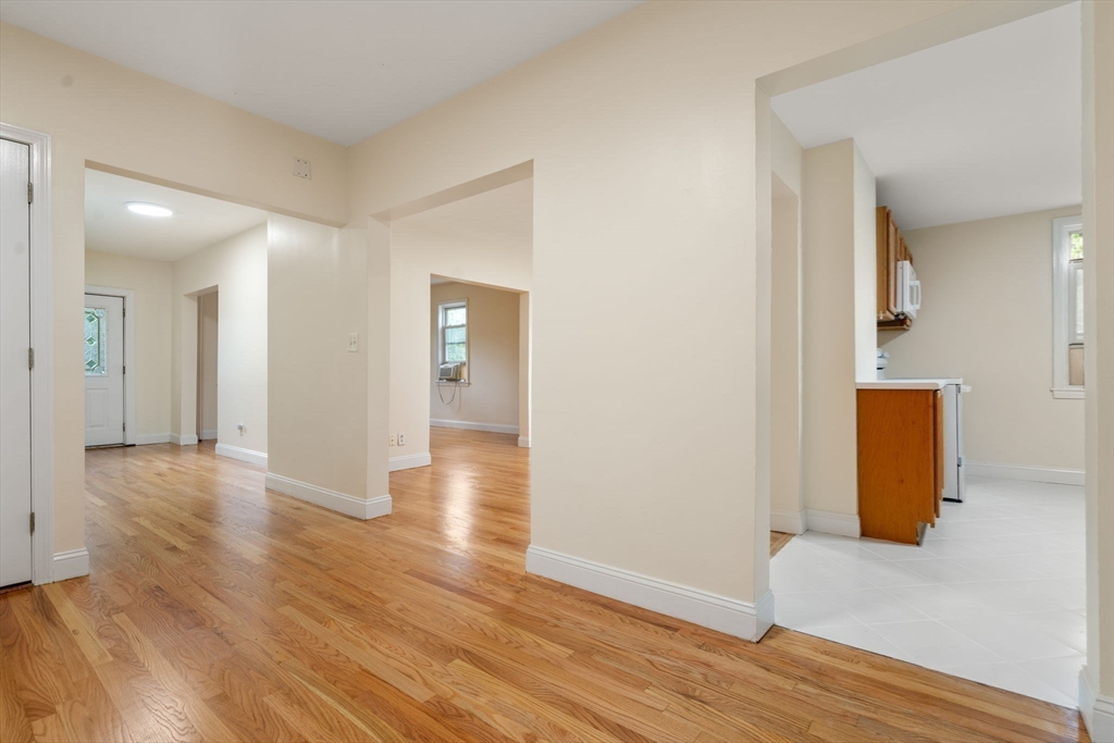 10 Frances Street, Unit 10 Newton, MA 02461 - Photo 7 of 16